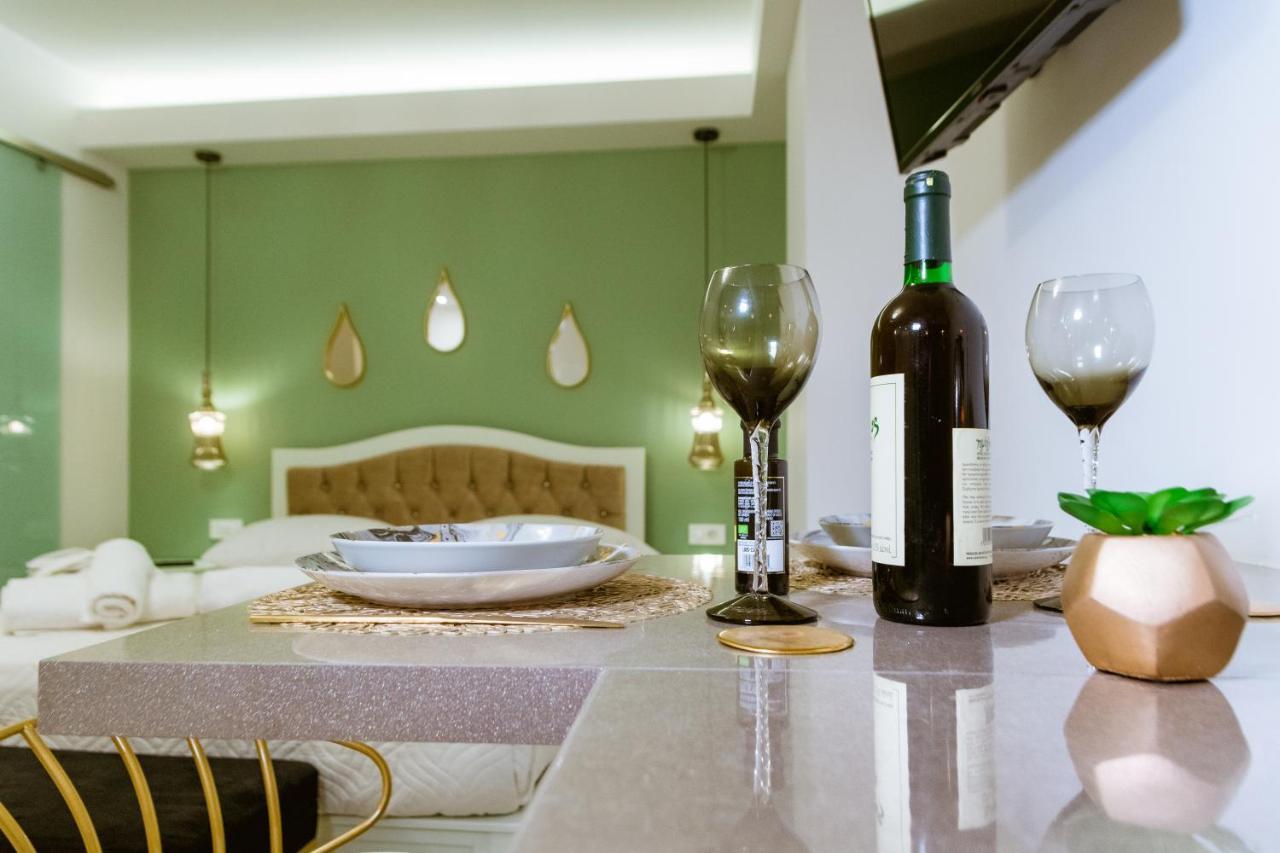 Konmari Boutique Suites Chania  ภายนอก รูปภาพ