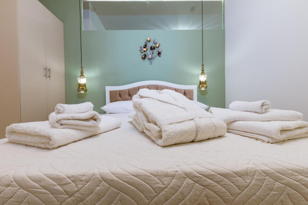 Konmari Boutique Suites Chania  ภายนอก รูปภาพ
