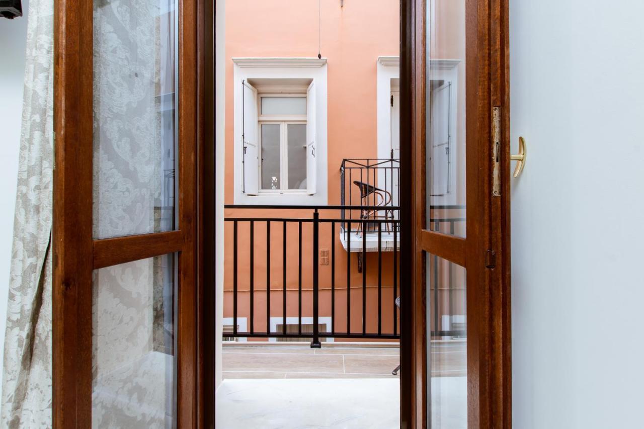 Konmari Boutique Suites Chania  ภายนอก รูปภาพ
