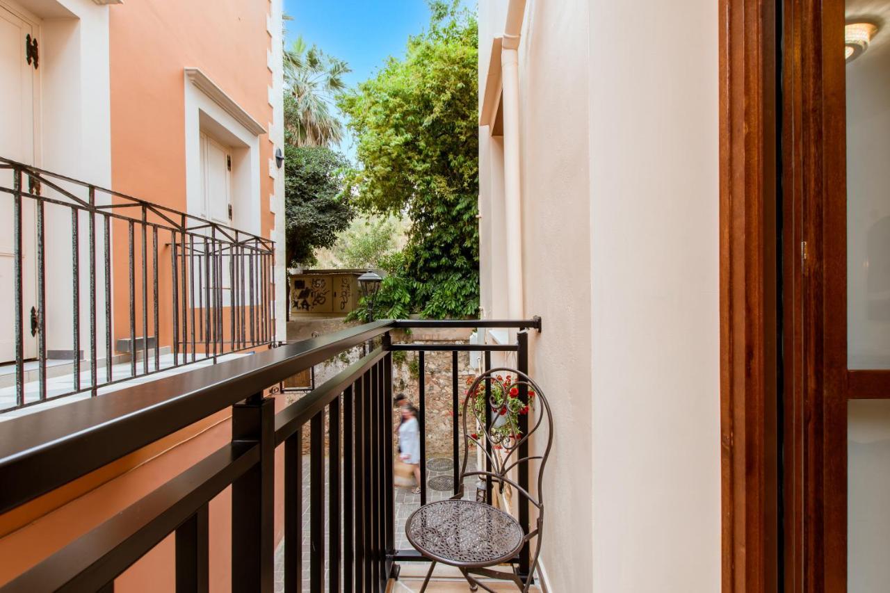 Konmari Boutique Suites Chania  ภายนอก รูปภาพ