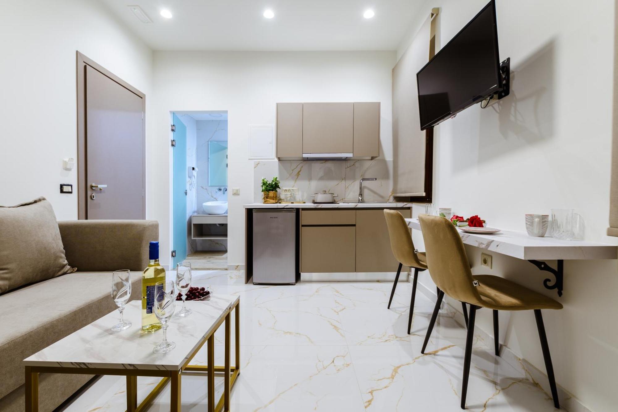 Konmari Boutique Suites Chania  ภายนอก รูปภาพ